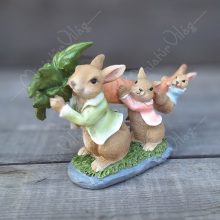 Nyuszik Répával Figura