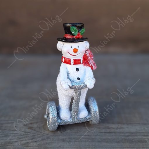Karácsonyi dísz - Hóember Segwayen Figura Kicsi