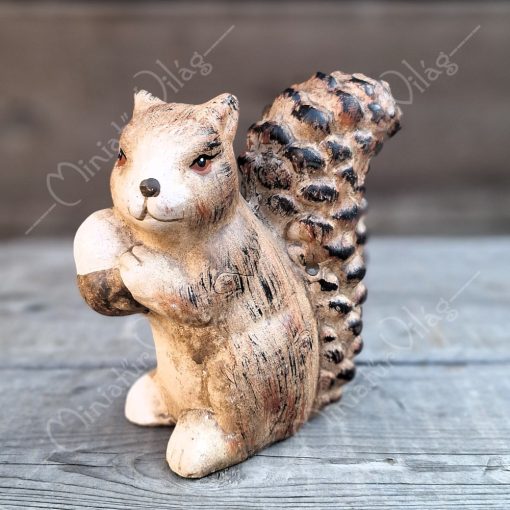 Kerámia Mókus figura