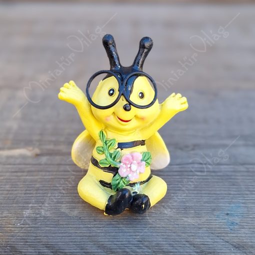 Méhecske figura 7 cm